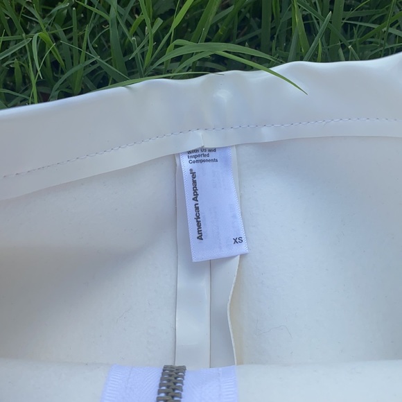 American Apparel PVC A line skirt - Picture 3 of 6